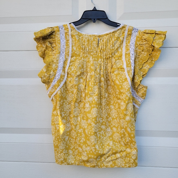 Jennifer & Grace Mustard Floral Ruffle Top Size XL - Picture 3 of 10